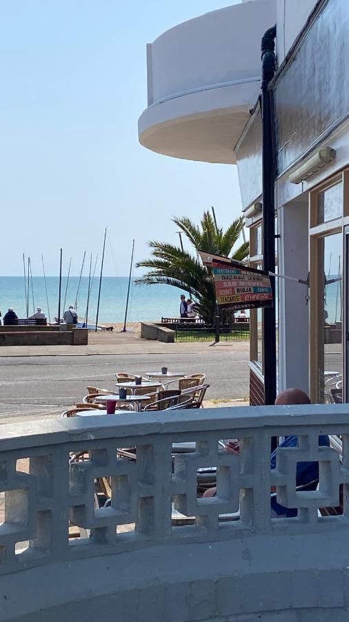 Bexhill Beautiful Sea Front Bungalow Exterior foto
