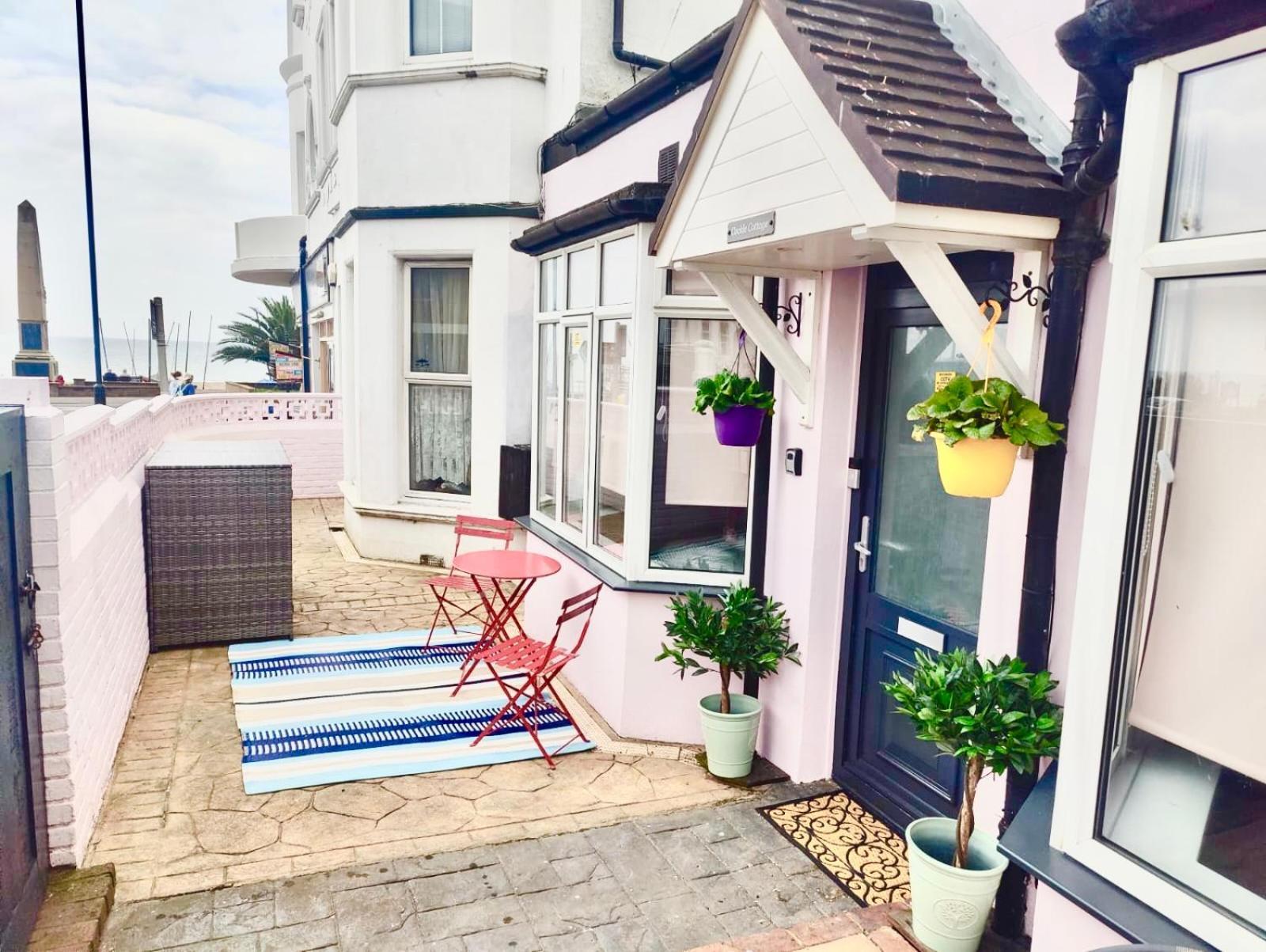 Bexhill Beautiful Sea Front Bungalow Exterior foto